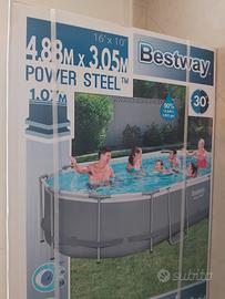 Piscina nuova ancora sigillata