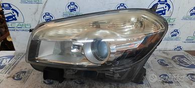 NISSAN QASHQAI 2010 - FARI ANTERIORI DESTRO E SINI