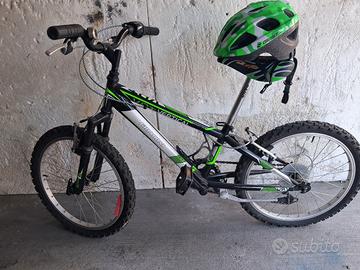 bici tipo bmx x bimbo dai 7/9 anni con caschetto 