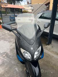 Yamaha T Max 500