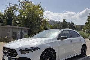 Mercedes-Benz Classe A 180d AMG Line Premium Plus