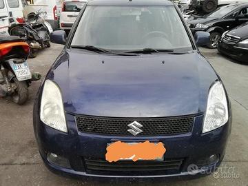 Suzuki Swift 1.3 Benzina Anno 2005 Per Ricambi