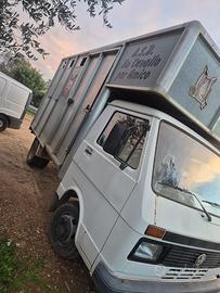 Van Traporto cavalli LT35 PATENTE B