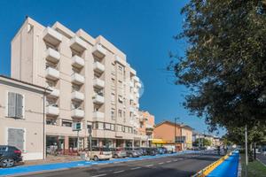 4 LOCALI A FANO