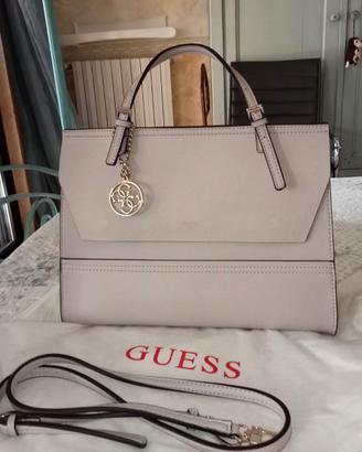 Borsa rosa cipria Guess