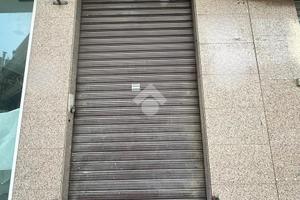 DEPOSITO A CANOSA DI PUGLIA