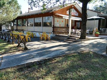 Ristorante con piscine