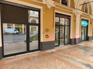 Negozio in via Irnerio disponibile subito