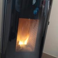 stufa a pellet  montegrappa