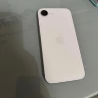 iPhone 16 E batteria 100 garanzia 1anno