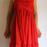 vestito  di seta rossa