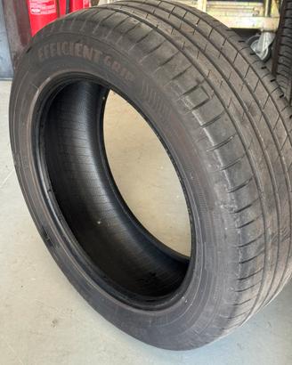 GOODYEAR - 215/55R17.