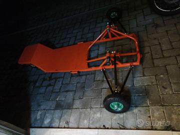 wheelie trainer moto