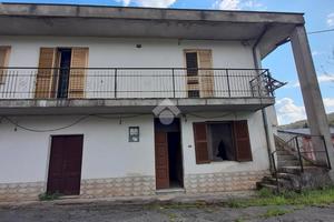 PORZIONE DI BIFAMILIARE A ALATRI