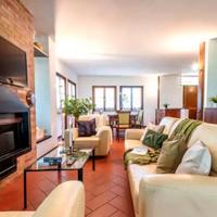 Casa vacanza con vetrata sul giardino e vigneti