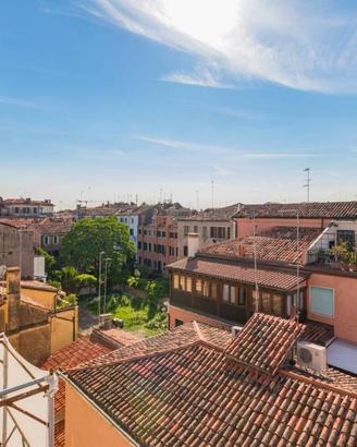 Appartamento di 110 m² con 3 locali a Venezia