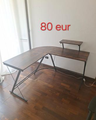 Scrivania angolare moderna effetto legno