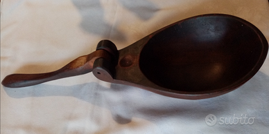 Schiaccianoci in legno vintage