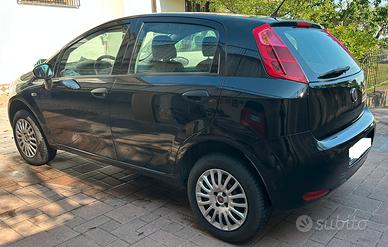 FIAT PUNTO NATURAL POWER 1.4 METANO - 2018
