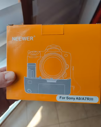 battery grip per Sony A9/A7RIII