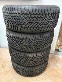 Pneumatici invermali 225/50 R17