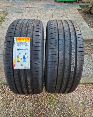  2 GOMME  245 35 21 