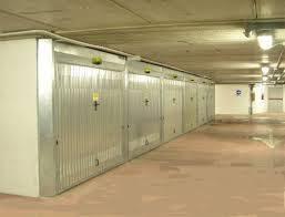 Box / Garage di 15 m² a Seregno
