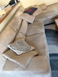 Divano con chaise longue