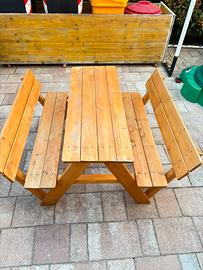 Tavolo con panchina