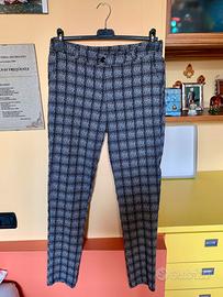 Pantaloni a scacchi bianchi e neri (XL)