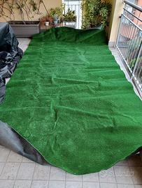 tappeto verde sintetico 