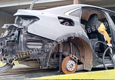 SCOCCA per taglio LAMIERA AUDI A3 (8y) sedan 2020 