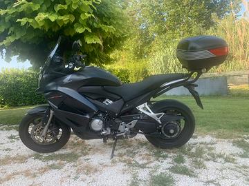 Honda Crossrunner 2014