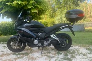 Honda Crossrunner 2014