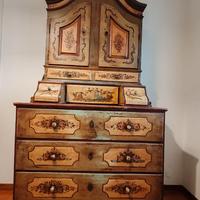 MOBILE ANTICO