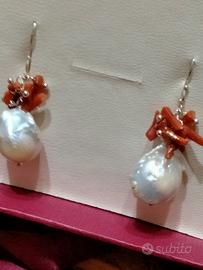 orecchini in perle naturali e corallo rosso 