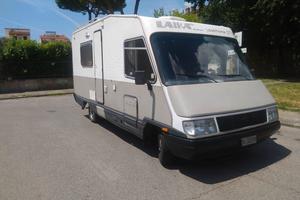 Caravan motorhome 575