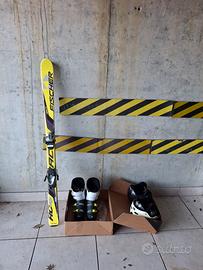 sci, scarponi e casco