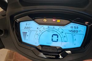 beverly 400 hpe deep black