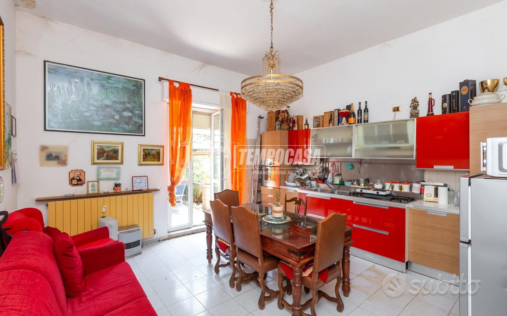 Apartment in Chieri, Torino - Vista 3