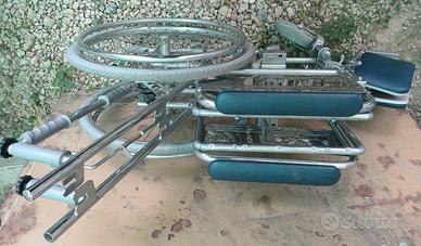 SEDIA A ROTELLE PIEGHEVOLE 