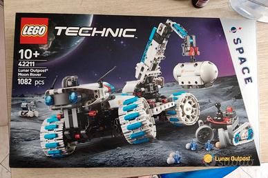 LEGO Technic 42211 Rover Lunare Spaziale