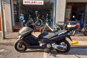 Yamaha TMAX 500 - 07/2005 Nero Opaco