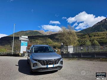 HYUNDAI - Tucson - 1.6 CRDI Xline