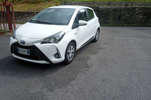 Toyota Yaris Hybrid 2017