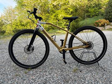 E.bike 2111MC colore oro perlato