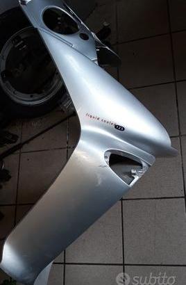 Scudo ant. aprilia leonardo 125 anno 97/01 grigio