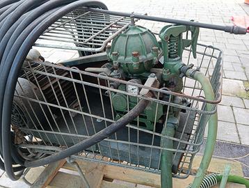 Pompa per trattamenti elettrica