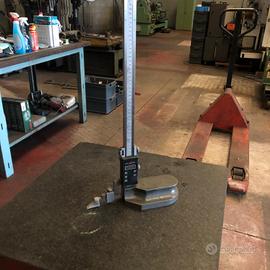 Truschino, Piano in granito, Transpallet