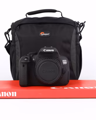 Canon 700D USATO GARANTITO PER DUE ANNI